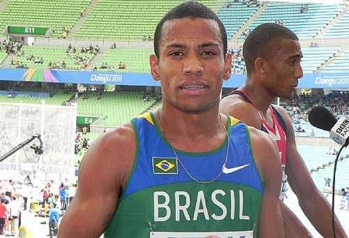 O meio-fundista Kleberson Davide venceu os 800 m no Torneio da Federação Paulista de Atletismo / Foto: Miguel Câmara/CBAt