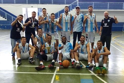 Equipe, que foi representada por jogadores e comissão técnica do Londrina Unicesumar Basketball, venceu as quatro partidas disputadas / Foto: Divulgação