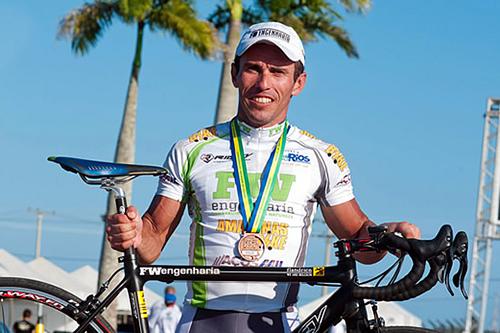O ciclista carioca Fabiele Mota foi o grande campeão do ranking nacional de ciclismo de estrada 2012 / Foto: Divulgação
