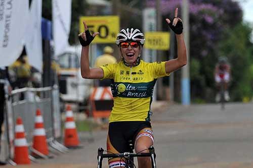 Ana Paula Polegatch é ainda mais líder da 2ª Volta Ciclística Feminina do Brasil / Foto: Ivan Storti/FPCiclismo