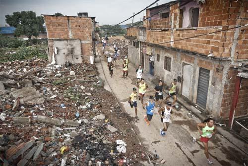 Esporte e cidadania fizeram parte do fim de semana dos moradores das comunidades de Manguinhos e do Jacarezinho / Foto: Thiago Diz