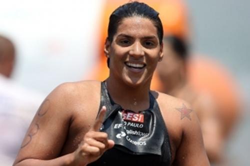 Ana Marcela Cunha perto de conquistar o título da Copa do Mundo de Maratonas aquáticas / Foto: Satiro Sodré