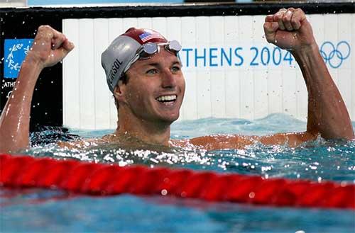 Aaron Peirsol conquista medalha de ouro nos Jogos Olímpicos de Athenas / Foto: Getty Images
