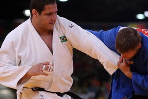 Rafael Silva, medalhista em Londres, participou do programa em Manaus (AM) / Foto: COB / Divulgação