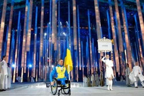 Na cerimônia de abertura das Paralimpíadas a Ucrânia foi representada por apenas um atleta / Foto: Getty Images