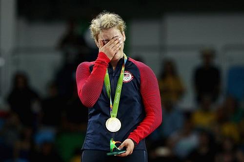 Helen Maroulis impediu o histórico tetracampeonato de Saori Yoshida na categoria até 53kg / Foto: Julian Finney/Getty Images