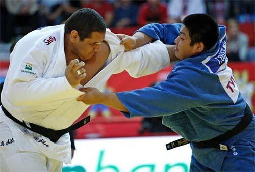 Rafael Silva venceu o japonês Takeshi Ojitani na decisão pela medalha de ouro / Foto: Divulgação 