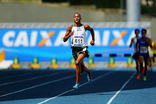 Nicolas Gonçalves da Silva vence os 3.000 m com obstáculos / Foto: Wagner Carmo / CBAt