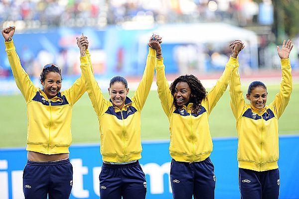 Revezamento 4x100 m feminino campeão dos Jogos Pan-Americanos 2011  / Foto: Wagner Carmo/CBAt