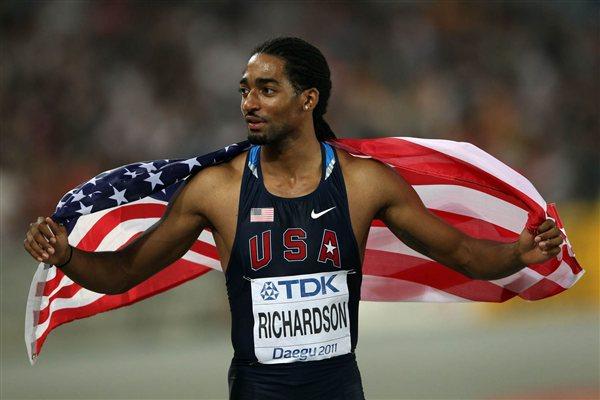 O americano Jason Richardson terminou a prova em segundo lugar com 13 segundos e 16 milésimos, e com a desclassificação de Dayron ficou com o ouro dos 110m com barreiras / Foto: Getty Images/IAAF
