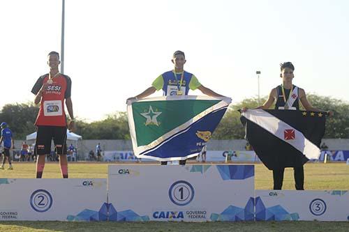 Felipe Caua da Silva leva o ouro no triplo / Foto: Ale Machado/CBAt