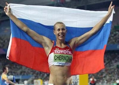 Depois de dois dias desgastantes de competição, a Russa Tatyana Chernova de apenas 22 anos, com 6880 pontos é campeã mundial de heptathlon na Copa do Mundo de atletismo  / Foto: Getty Images/IAAF