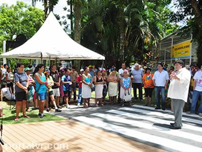 Flamengo inaugura piscina olímpica com homenagem ao técnico Rômulo