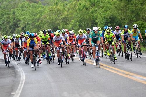 Murilo Ferraz Affonso e Cristiane da Silva, ambos da Funvic Soul Cycles/Carrefour, foram os melhores na tradicional competição / Foto: Caio Storti/FPCiclismo