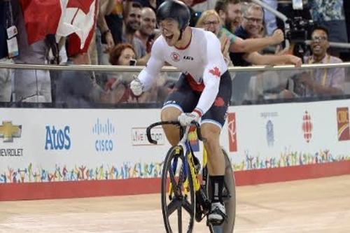 Estado do ciclista é incerto / Foto: Eric Bolte / USA Today