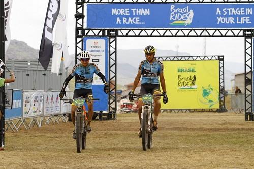 Com rota inédita, na Costa do Descobrimento, prova terá ainda reedição da primeira dupla campeã feminina, formada por Celina Carpinteiro (POR) e Ivonne Kraft (ALE) / Foto: Sportograf / Brasil Ride