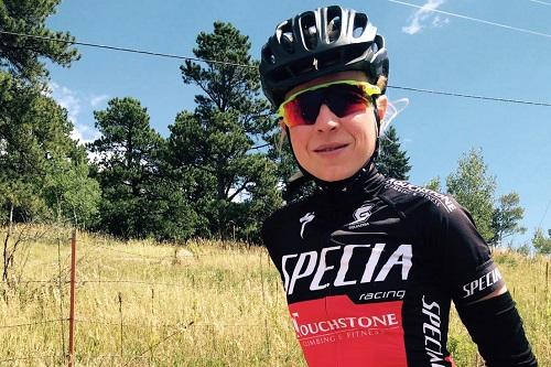 Atleta carioca completou a competição holandesa em 17º lugar, entre mais de 120 ciclistas que largaram na prova feminina / Foto: Divulgação Atleta carioca completou a competição holandesa em 17º lugar, entre mais de 120 ciclistas que largaram na prova feminina / Foto: Divulgação