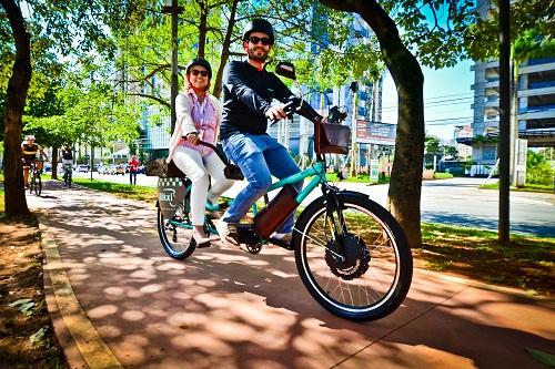 Oitava edição do evento contará com ação em conjunto com a Bikxi, serviço inovador de transporte compartilhado, dando a oportunidade para pessoas com deficiência de pedalar em uma bicicleta tandem (dupla) e elétrica / Foto: Carlos Alkmin / Divulgação