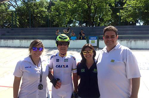 André com a equipe da CBC / Foto: Divulgação