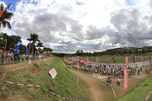 Campeã pan-americana da Júnior é uma delas. Chilenos, colombianos e argentinos também estarão na disputa / Foto: Álvaro Perazzoli/Ag. Laborazzoli