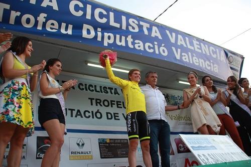 Terceira etapa com chegada no alto da montanha foi vencida por Nicolas em grande estilo e garantiu a vitória final / Foto: Divulgação