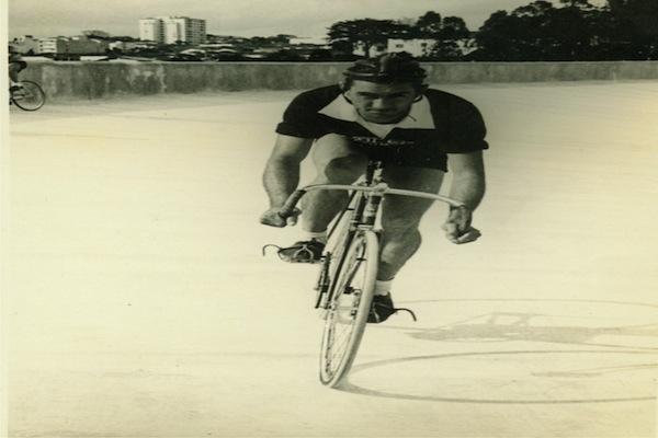 Um dos principais nomes da história do ciclismo, Anésio Argenton, aos 80 anos, não resistiu às complicações pós-cirúrgicas e morreu na noite desta segunda-feira, em Araraquara / Foto: Divulgação 