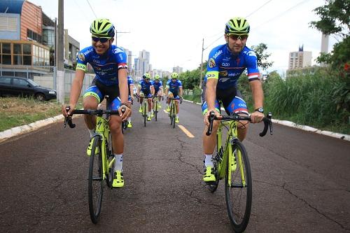 Cristian Egídio e Luís Trevisan estarão das 11h às 14h no Velódromo Olímpico da Barra da Tijuca para correr prova dividida em quatro etapas / Foto: Martinez Comunicação