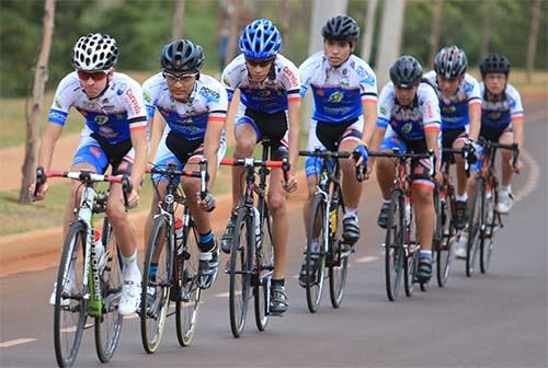 Atletas treinam três vezes por semana em Ribeirão Preto  / Foto: Divulgação/Martinez Assessoria 