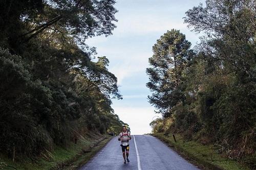 Com percursos de 52, 25, 10 e 2 km prova mais fria do Brasil acontece nesse sábado com largada em frente à Igreja Matriz Nossa Senhora dos Homens. Prova retorna as origens passando pelo Morro da Igreja e Cascata Véu de Noiva / Foto: Gabriel Heusi/Heusi Action Com percursos de 52, 25, 10 e 2 km prova mais fria do Brasil acontece nesse sábado com largada em frente à Igreja Matriz Nossa Senhora dos Homens. Prova retorna as origens passando pelo Morro da Igreja e Cascata Véu de Noiva / Foto: Gabriel Heusi/Heusi Action