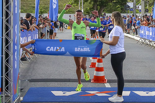 Gleison vence novamente   / Foto: Luiz Doro / dorofoto / HT Sports