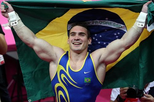 Ginasta conquistou medalha inédita para o Brasil nos Jogos Olímpicos de Londres, em 2012 / Foto: Divulgação CBG