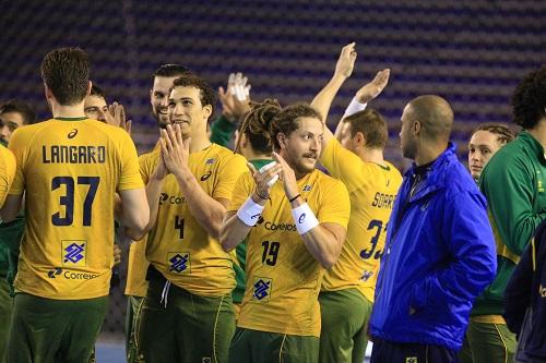 Equipe tem ainda mais uma partida pela fase classificatória / Foto: Cínara Piccolo/Photo&Grafia 