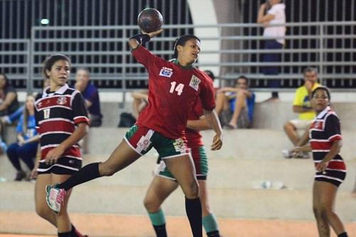 Equipe feminina de Pernambuco venceu o BPE (PE) e somou pontos suficientes para avançar na competição / Foto: Anderson Stevens/Photo&Grafia Equipe feminina de Pernambuco venceu o BPE (PE) e somou pontos suficientes para avançar na competição / Foto: Anderson Stevens/Photo&Grafia