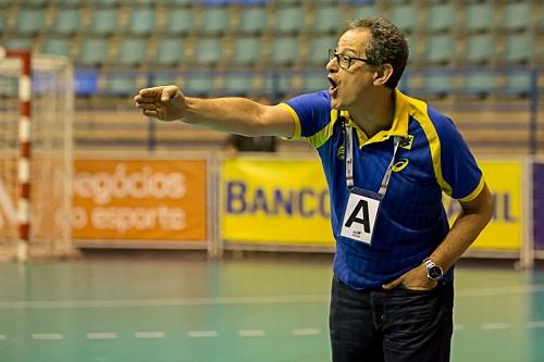 Técnico Washington Nunes irá comandar fase de treinamento durante dez dias / Foto: Cinara Piccolo/Photo&Grafia