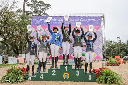 Giovana Sobania e Atomo Clasi: rainha e rei da velocidade, bi Amazonas Top /Foto: Luis Ruas / Brasil Hipismo