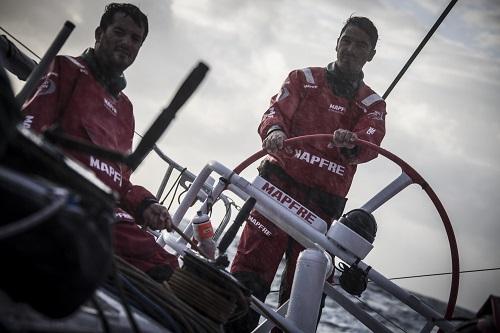 Único brasileiro a participar da última edição da regata de volta ao mundo, Bochecha fará parte da tripulação do Pajero. 28ª edição do Circuito Oceânico da Ilha de Santa Catarina tem início na próxima quarta (8) / Fotos: Volvo Ocean Race/@Mapfre Único brasileiro a participar da última edição da regata de volta ao mundo, Bochecha fará parte da tripulação do Pajero. 28ª edição do Circuito Oceânico da Ilha de Santa Catarina tem início na próxima quarta (8) / Fotos: Volvo Ocean Race/@Mapfre