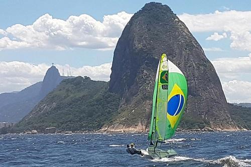 Bicampeão olímpico compete em Porto Alegre em mais uma etapa do novo desafio na classe 49er, ao lado do proeiro Gabriel Borges, a fim de iniciar o ciclo olímpico para Tóquio/2020 / Fotos: Divulgação Bicampeão olímpico compete em Porto Alegre em mais uma etapa do novo desafio na classe 49er, ao lado do proeiro Gabriel Borges, a fim de iniciar o ciclo olímpico para Tóquio/2020 / Fotos: Divulgação