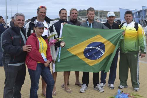 Parte da equipe brasileira em Weymouth / Foto: ZDL / Divulgação