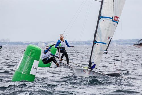 Martine Grael e Kahena Kunze   / Foto: Jesus Renedo/ Sailing Energy