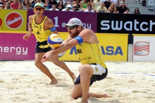 Dupla brasileira disputa etapa da Polônia do Circuito Mundial de vôlei de praia de olho no título da temporada / Foto: Divulgação