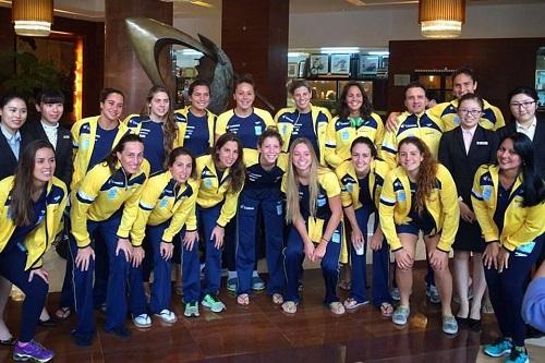 Seleção Brasileira de Polo Aquático Feminino em Xangai / Foto: Divulgação