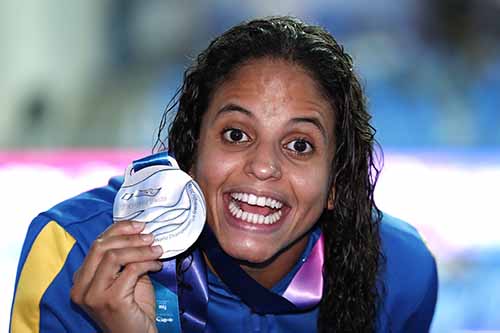 Etiene Medeiros conquista a medalha de prata no Mundial de Natação /  Foto: Satiro Sodré/Rededoesporte