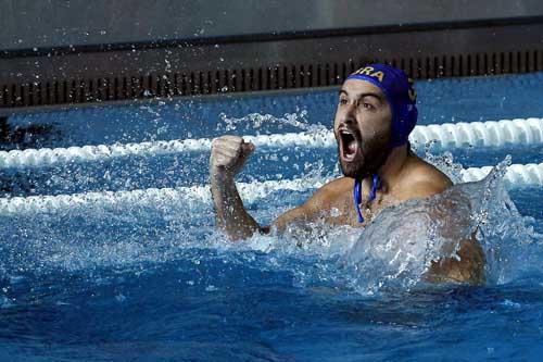 A partida foi pelo 3º dia do Pré-Olímpico de polo aquático masculino, em Edmonton, no Canadá.  / Foto: Satiro Sodré/AGIF