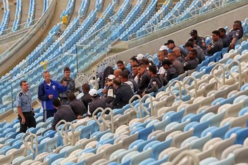 Polícia Militar faz treinamento no Maracanã / Foto: André Gomes de Melo