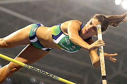 Joana Costa saltou 4,50m e se classificou para Rio 2016 / Foto: CBAt