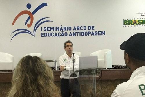 O português Luis Horta, médico e consultor da Unesco para a ABCD / Foto: Luiz Roberto Magalhães / brasil2016.gov.br