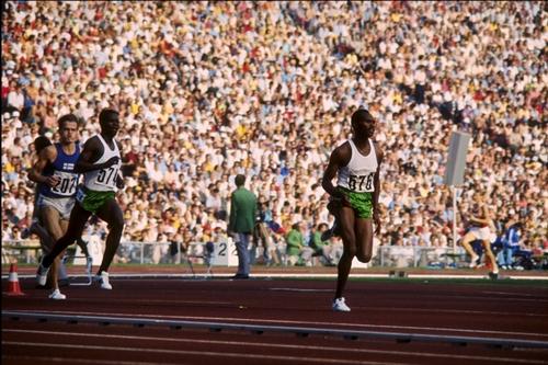 Kip Keino conquistou o ouro para o Quênia nos 3.000m com obstáculos dos Jogos Munique 1972 / Foto: Getty Images