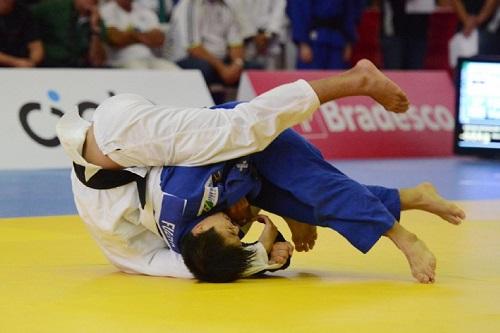 Seis judocas brasileiros entram no tatame nesta sexta-feira / Fotos: Paulo Pinto/CBJ