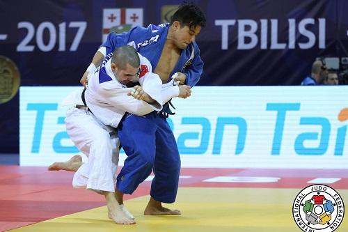 Judoca desembarcou na Rússia, para competir no Grand Slam no sábado (20) / Foto: Divulgação/IJF