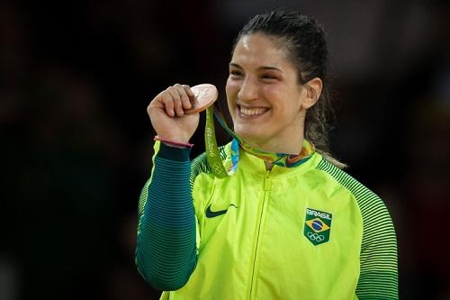 Gaúcha fez história ao ser a primeira brasileira a ganhar duas medalhas olímpicas no judô / Foto: Jonne Roriz/Exemplus/COB